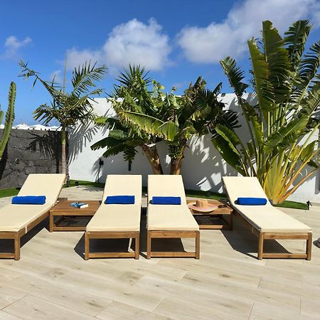 Villa Playa Blanca - Heated Pool, Aircon エクステリア 写真
